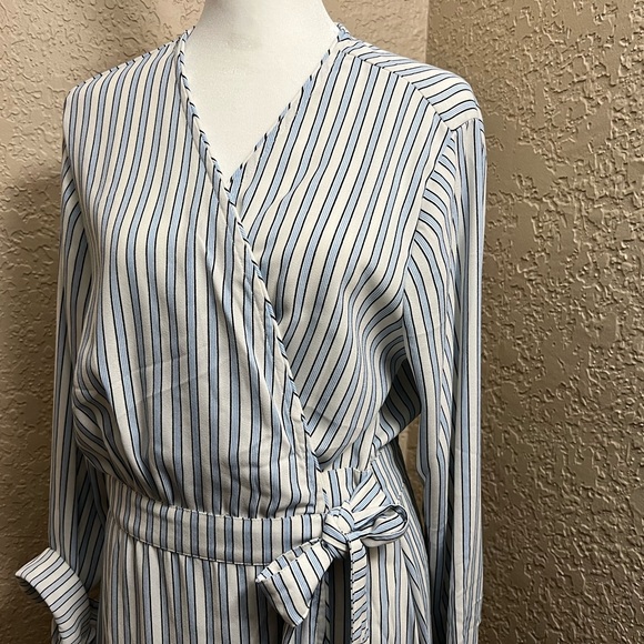 Dress, Womens, Time and True Item WD02 - Picture 2 of 6